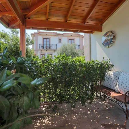 Hotel Tas Bahce Cunda