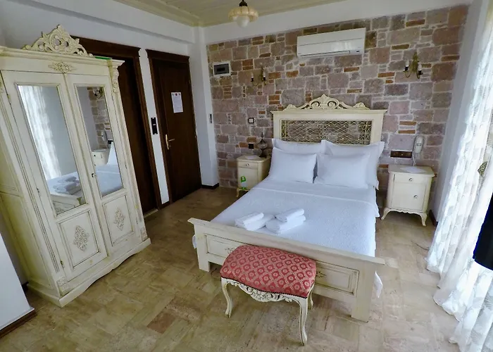 Tas Bahce Cunda Hotel