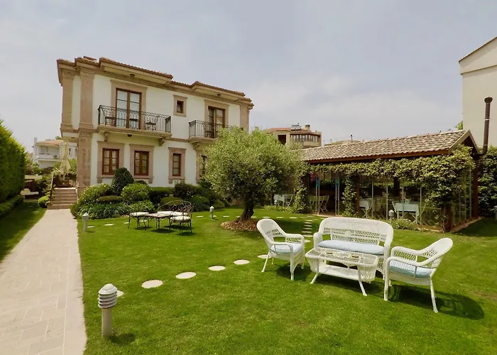 Hotel Tas Bahce Cunda *