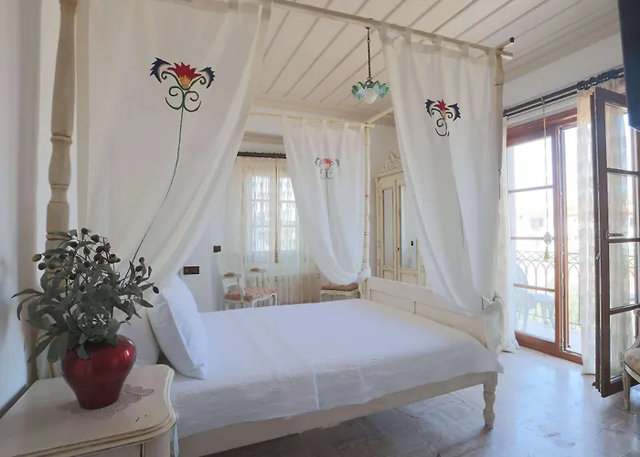 Hotel Tas Bahce Cunda *