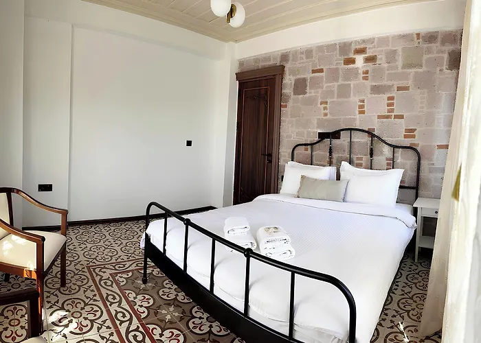 Hotel Tas Bahce Cunda